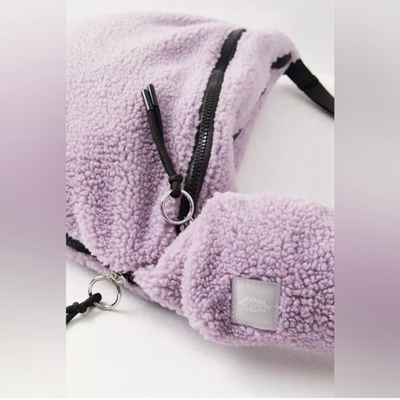Free People Lavender Purple Over Achiever Movement Sherpa Sling Bag - Picture 3 of 4